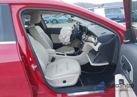 2015 Mercedes-Benz Gla 250 4Matic from USA, damaged, VIN WDCTG4GB1FJ120880